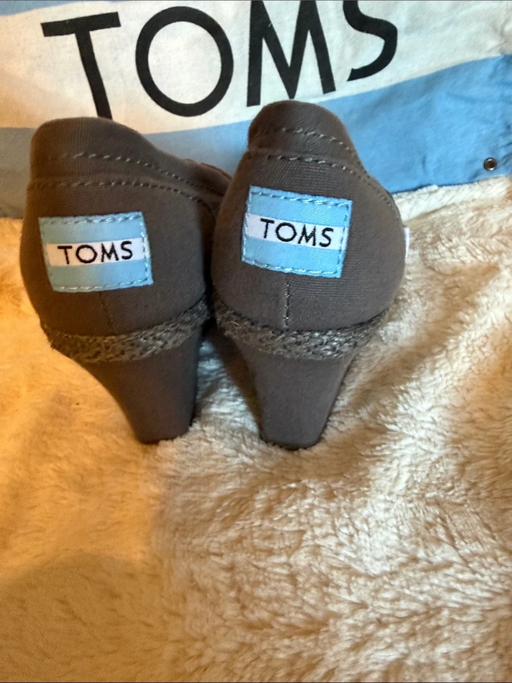 TOMS Calypso Charcoal Grey Canvas Peep Toe Wedge Heels Womens Size 6 Neutral